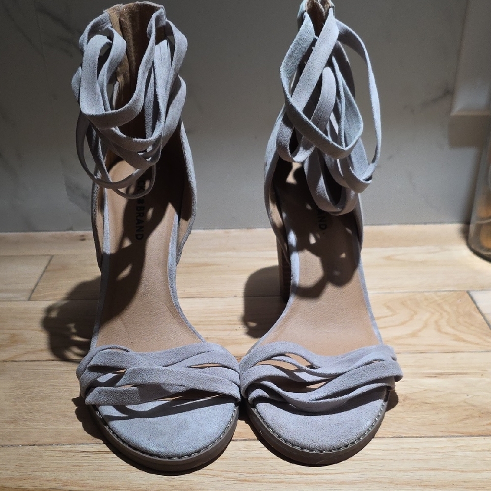 Lucky Brand Elegant Gray Suede Women's Heels